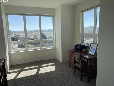1174 Nautical Lane Coos Bay OR 97420