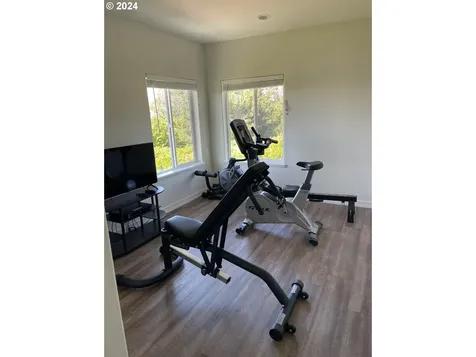 1174 Nautical Lane Coos Bay OR 97420