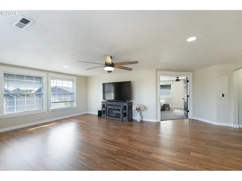2740 Foxhaven Drive Se Salem OR 97306