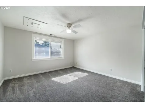 2740 Foxhaven Drive Se Salem OR 97306