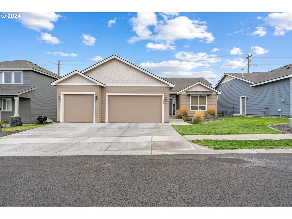 845 E Autumn Avenue Hermiston OR 97838