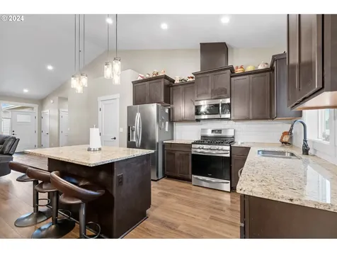 845 E Autumn Avenue Hermiston OR 97838