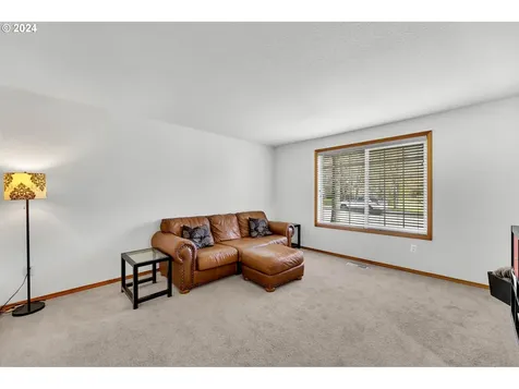 1316 Ne 18th Avenue Battle Ground WA 98604