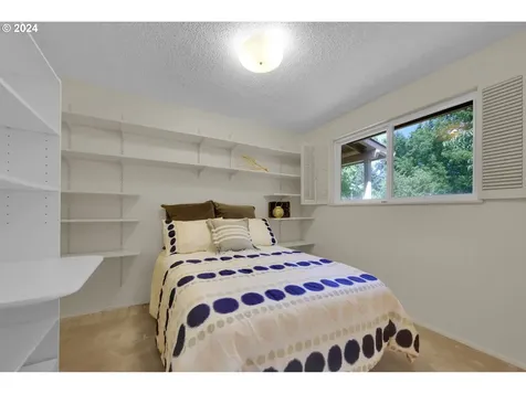 266 Limerick Avenue Eugene OR 97404