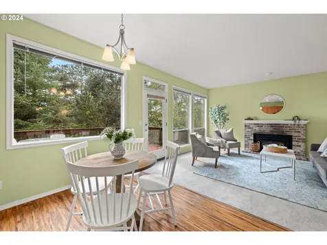 6324 SW Ash Creek Drive Portland OR 97219