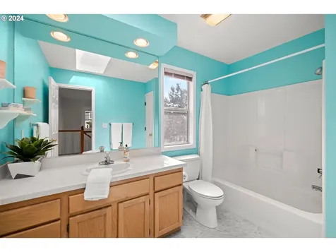 6324 SW Ash Creek Drive Portland OR 97219