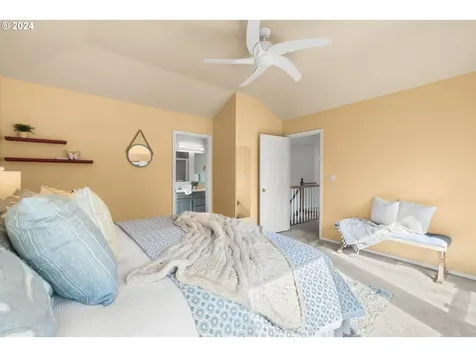 6324 SW Ash Creek Drive Portland OR 97219
