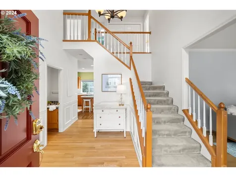 6324 SW Ash Creek Drive Portland OR 97219