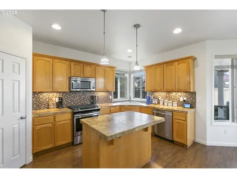 4006 Ne 165th Place Vancouver WA 98682