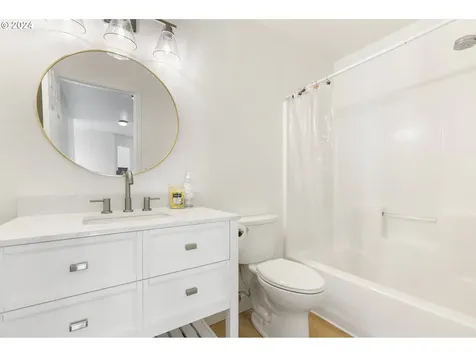 4006 Ne 165th Place Vancouver WA 98682