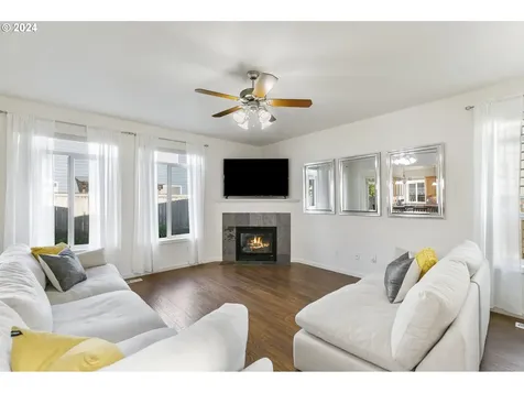 4006 Ne 165th Place Vancouver WA 98682