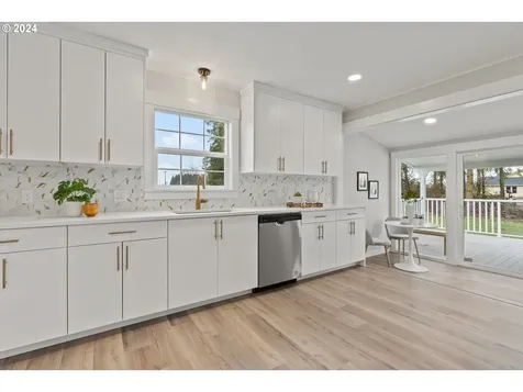 28076 S Dryland Road Canby OR 97013