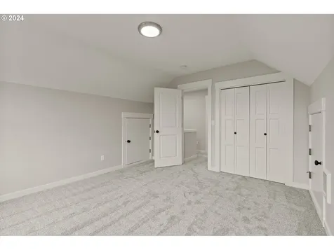 28076 S Dryland Road Canby OR 97013