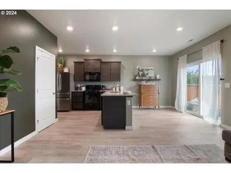 1959 Nw Haun Drive Mcminnville OR 97128