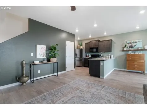 1959 Nw Haun Drive Mcminnville OR 97128