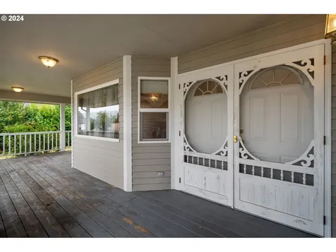 2411 46th Avenue Longview WA 98632