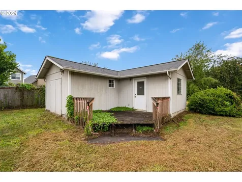 2411 46th Avenue Longview WA 98632