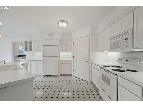 2411 46th Avenue Longview WA 98632