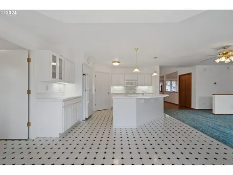 2411 46th Avenue Longview WA 98632