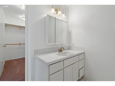 2411 46th Avenue Longview WA 98632