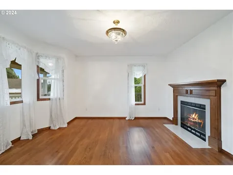 2411 46th Avenue Longview WA 98632