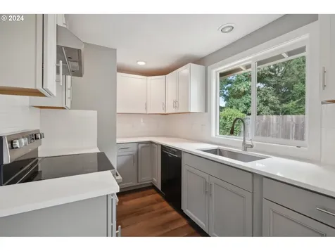 309 Se 141st Avenue Portland OR 97233