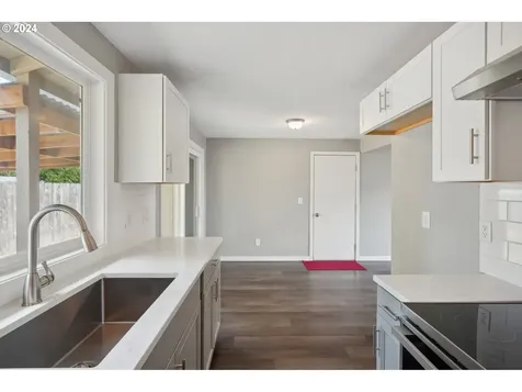 309 Se 141st Avenue Portland OR 97233