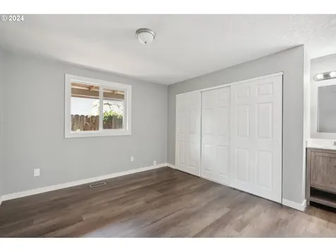 309 Se 141st Avenue Portland OR 97233