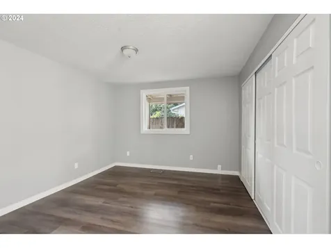 309 Se 141st Avenue Portland OR 97233
