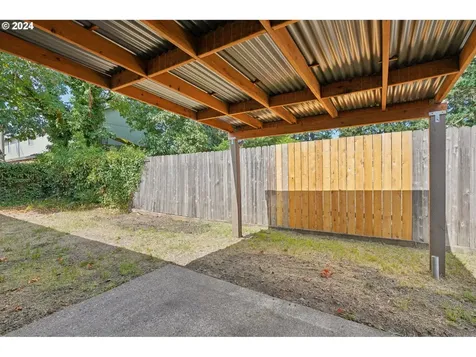309 Se 141st Avenue Portland OR 97233