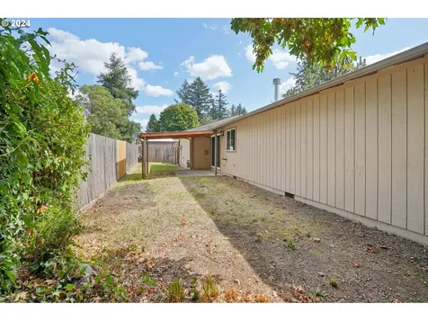 309 Se 141st Avenue Portland OR 97233