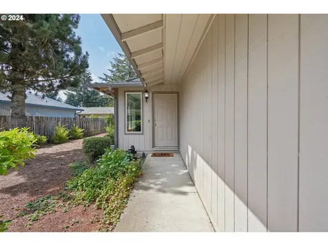 309 Se 141st Avenue Portland OR 97233