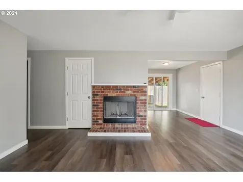 309 Se 141st Avenue Portland OR 97233