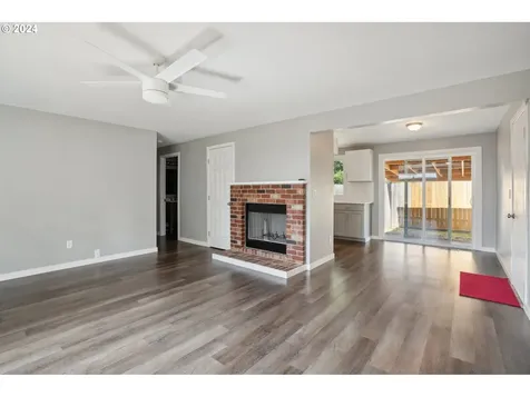 309 Se 141st Avenue Portland OR 97233
