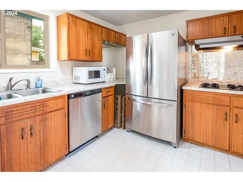 3860 Greenwood Street Eugene OR 97404