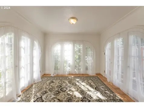 1149 SE Lane Avenue Roseburg OR 97470
