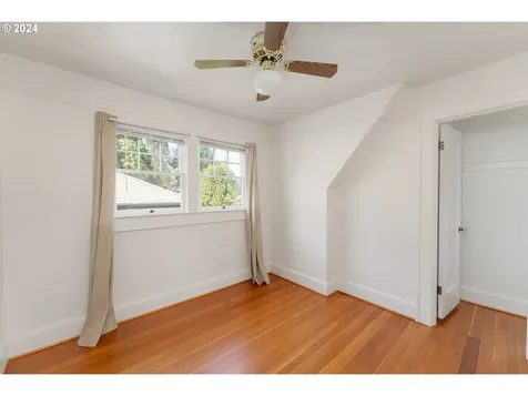 1149 SE Lane Avenue Roseburg OR 97470