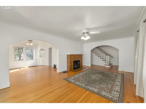 1149 SE Lane Avenue Roseburg OR 97470