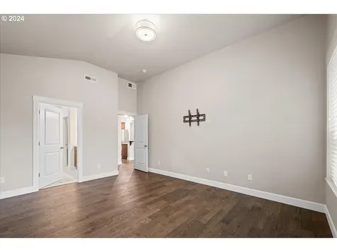 11013 NE 62nd Place Vancouver WA 98686