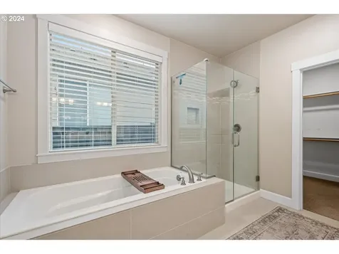 11013 NE 62nd Place Vancouver WA 98686