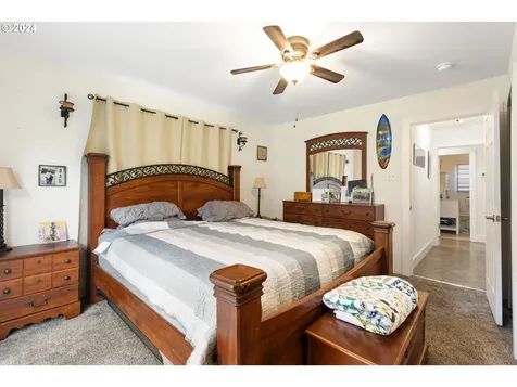 512 Cedar Street Sutherlin OR 97479