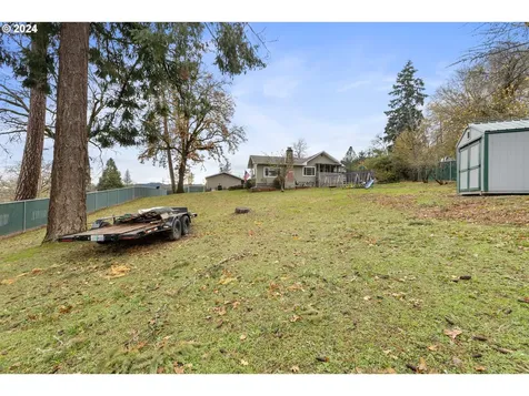 512 Cedar Street Sutherlin OR 97479