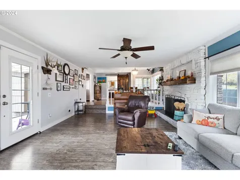 512 Cedar Street Sutherlin OR 97479