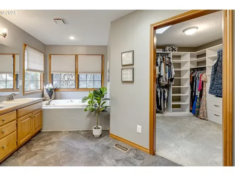 1212 Stonehaven Court West Linn OR 97068