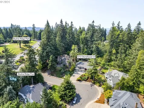 1212 Stonehaven Court West Linn OR 97068