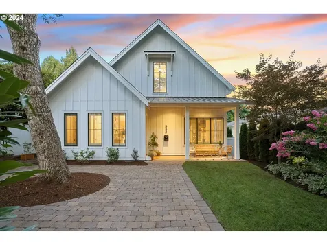 553 6th Street Lake Oswego OR 97034