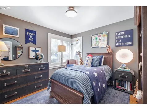 553 6th Street Lake Oswego OR 97034