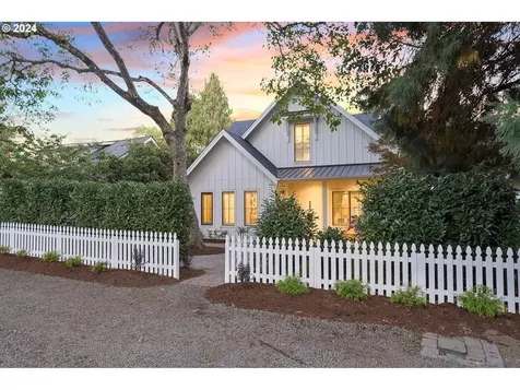 553 6th Street Lake Oswego OR 97034