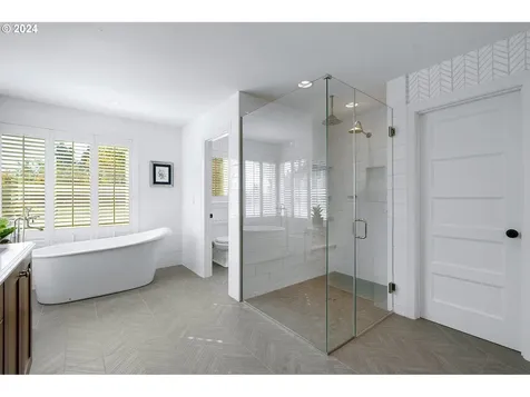 553 6th Street Lake Oswego OR 97034