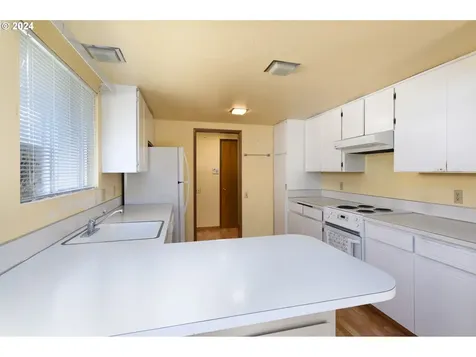 12050 Sw King George Drive Portland OR 97224